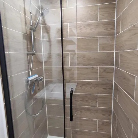 Ღ Neonest - Studio Hyper Centre , Wifi & Cour 3* Douai