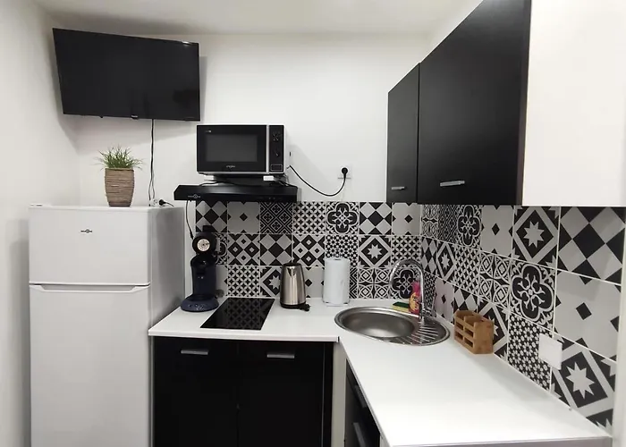 דירה ღ Neonest - Hyper Centre , Wifi & Cour *